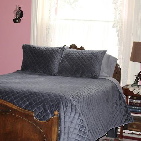 The Mays Place Bed And Breakfast Elgin Exterior photo